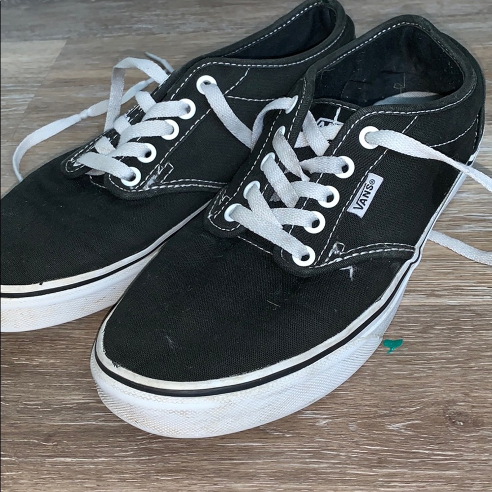 Women’s low classic vans